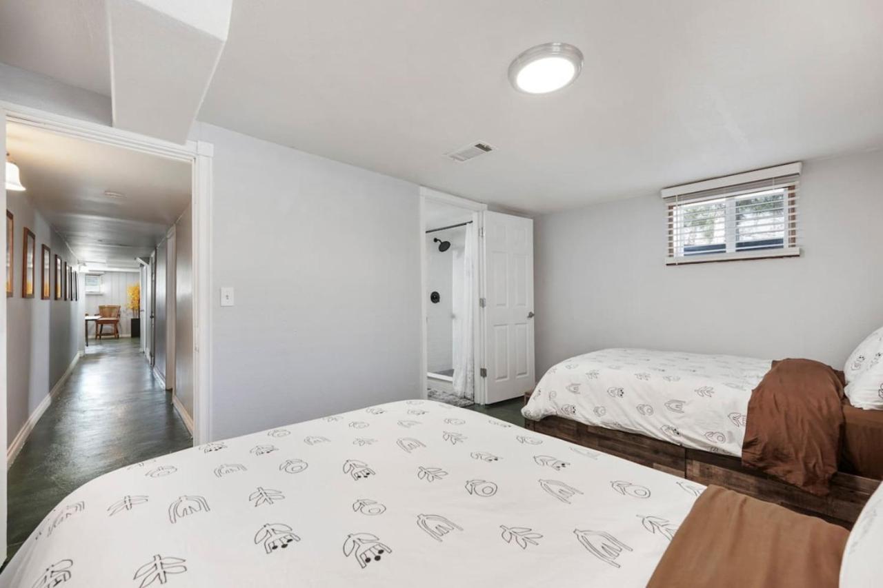 Unforgettable Hot Tub And Fire Pit And 4 Miles To Dt *